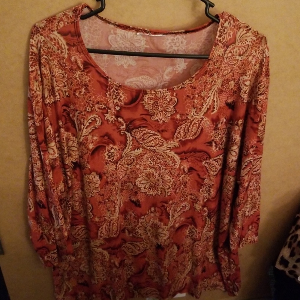 Multicolored top